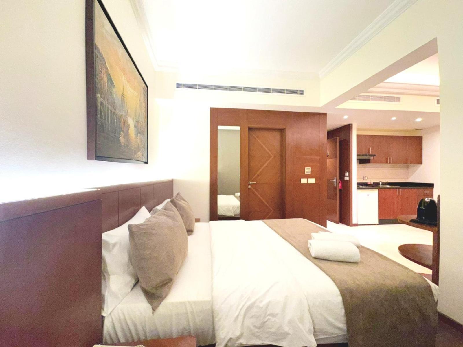 King Suites Hotel Beirut Exterior photo